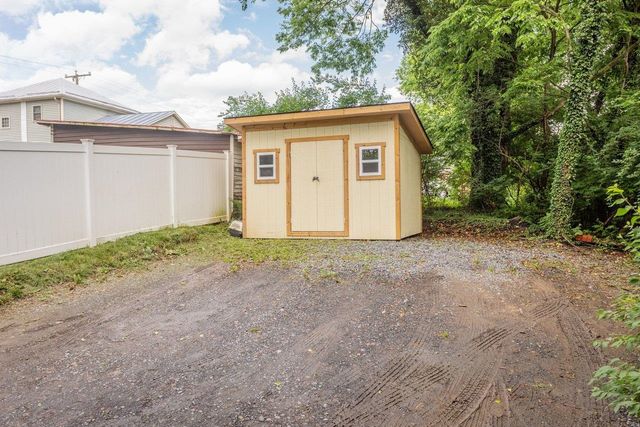 234 N MAIN ST, Woodstock, VA 22664