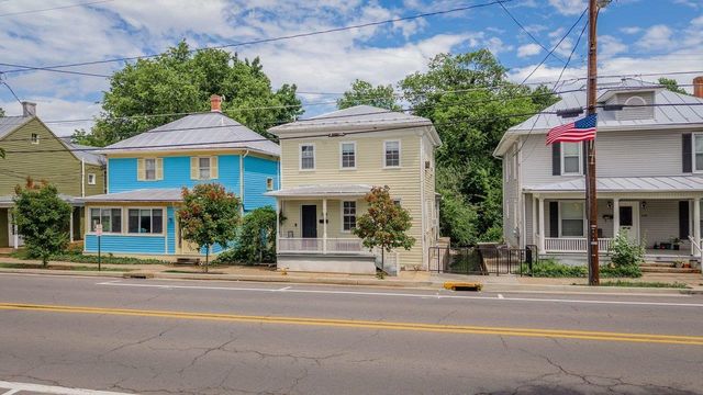 234 N MAIN ST, Woodstock, VA 22664