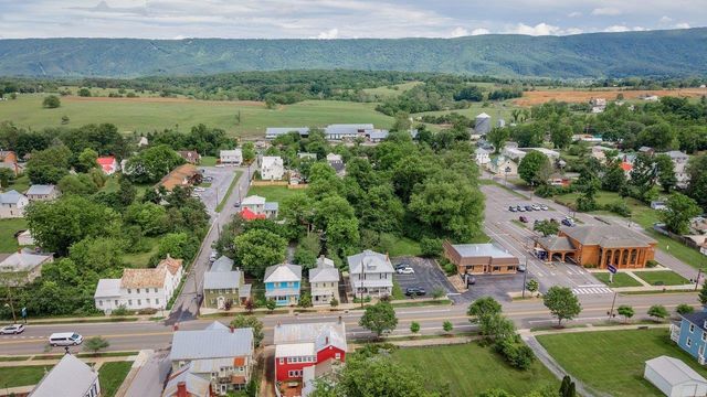 234 N MAIN ST, Woodstock, VA 22664