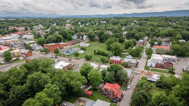 234 N MAIN ST, Woodstock, VA 22664