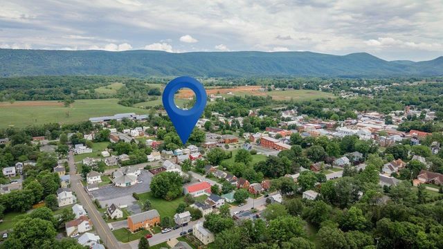 234 N MAIN ST, Woodstock, VA 22664