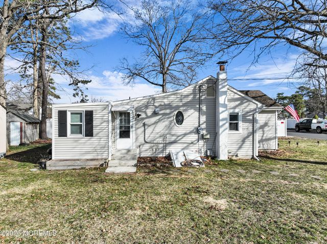 305 Hannibal Street, Toms River, NJ 08757
