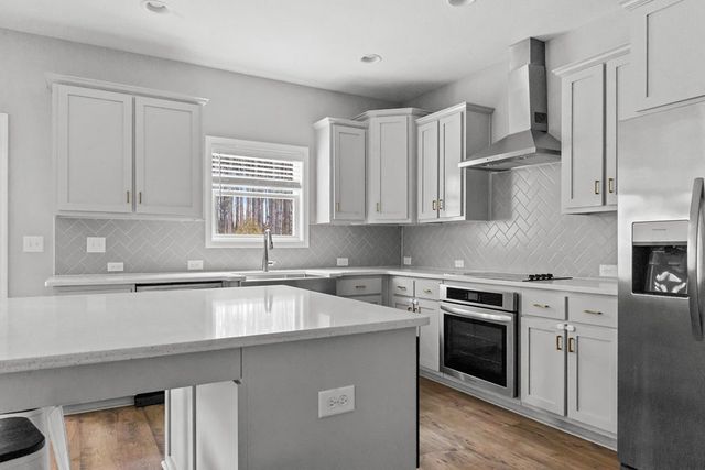 52 Hidden Lake Trail, Pine Mountain, GA 31822