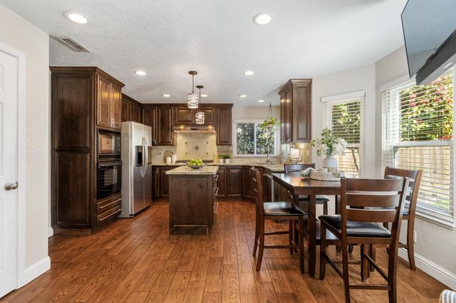 112 Hazelmere Dr, Folsom, CA 95630