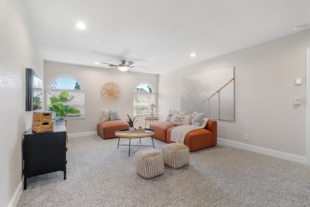 112 Hazelmere Dr, Folsom, CA 95630