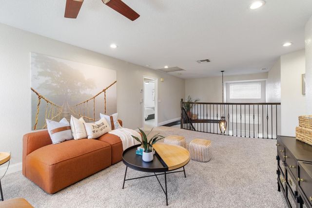 112 Hazelmere Dr, Folsom, CA 95630