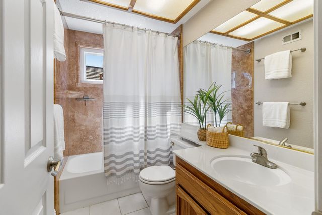 112 Hazelmere Dr, Folsom, CA 95630