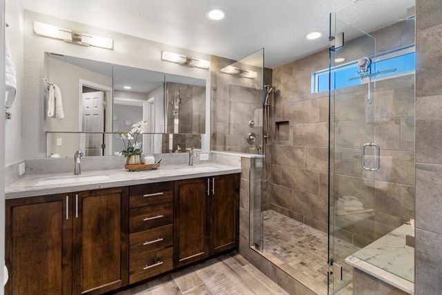 112 Hazelmere Dr, Folsom, CA 95630