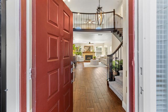 112 Hazelmere Dr, Folsom, CA 95630