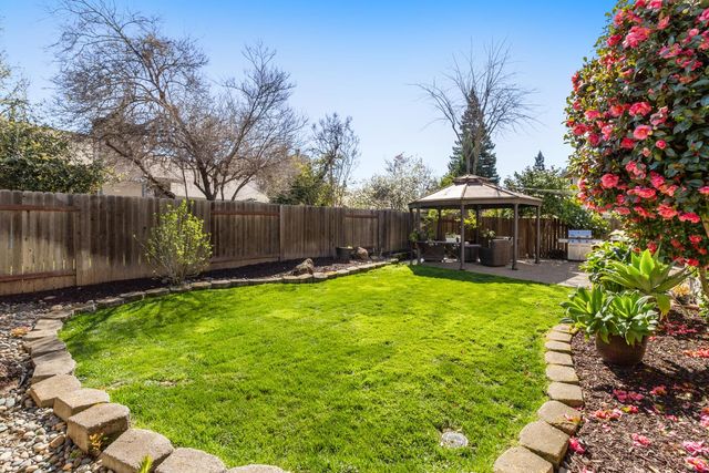 112 Hazelmere Dr, Folsom, CA 95630