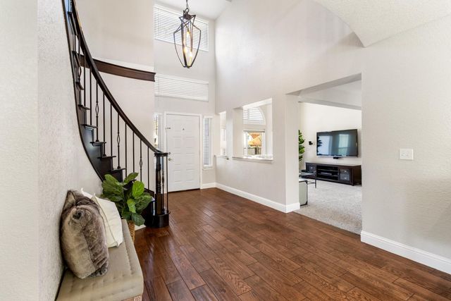 112 Hazelmere Dr, Folsom, CA 95630