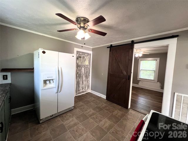 409 S Maple Street, Dallas, NC 28034