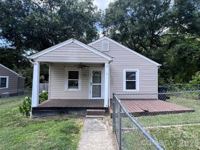 409 S Maple Street, Dallas, NC 28034