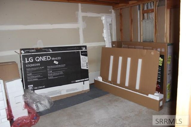 2625 Ammon Road, Ammon, ID 83406