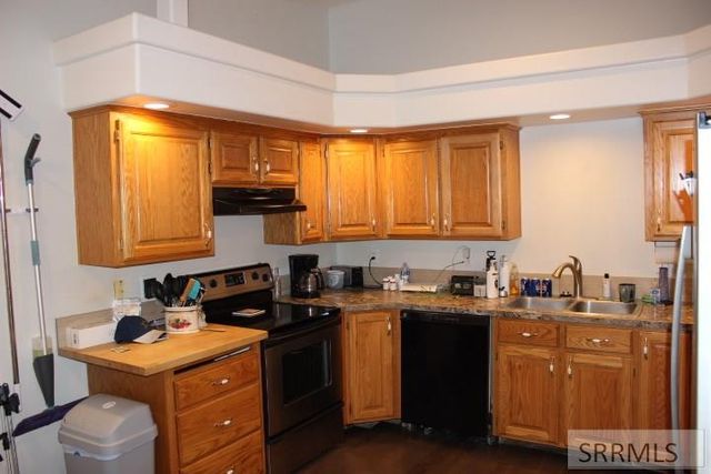 2625 Ammon Road, Ammon, ID 83406