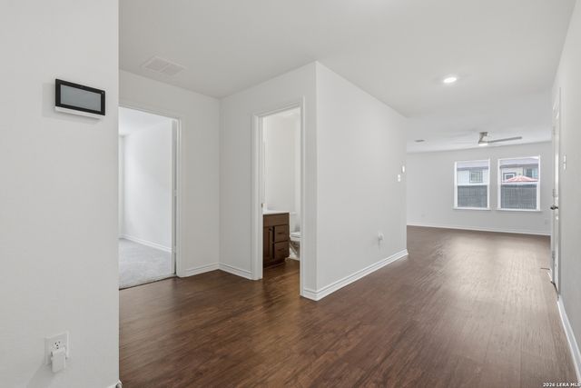 11745 Red Pheasant, San Antonio, TX 78245