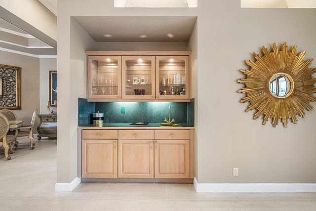 21374 Falls Ridge Way, Boca Raton, FL 33428