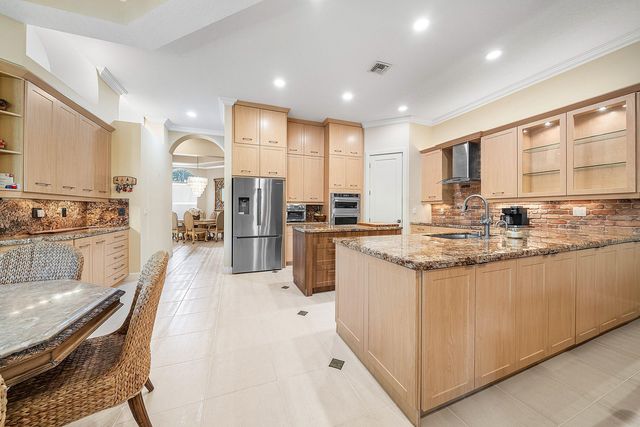 21374 Falls Ridge Way, Boca Raton, FL 33428