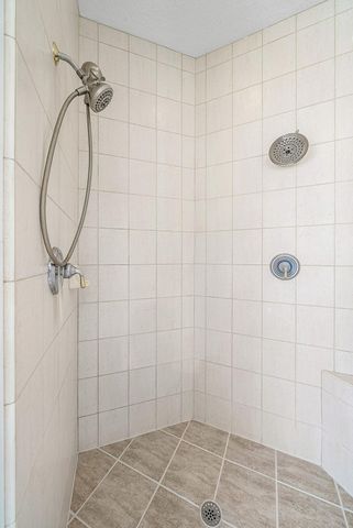 21374 Falls Ridge Way, Boca Raton, FL 33428