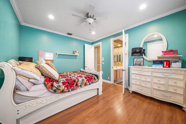 21374 Falls Ridge Way, Boca Raton, FL 33428