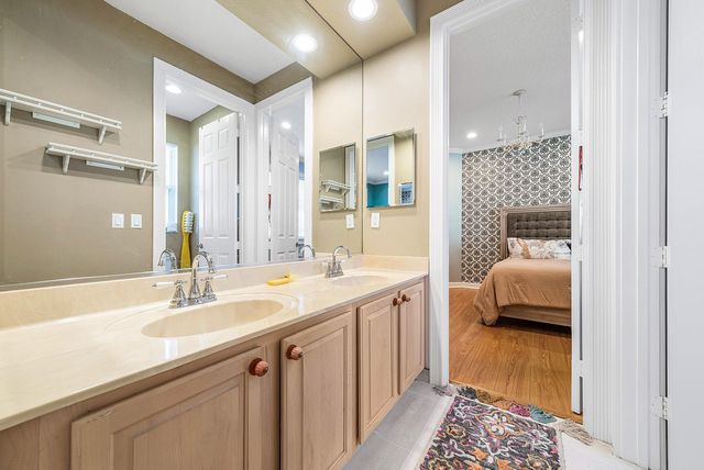 21374 Falls Ridge Way, Boca Raton, FL 33428