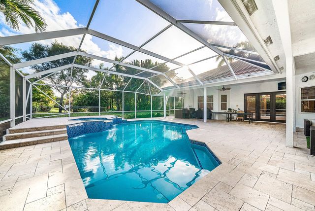 21374 Falls Ridge Way, Boca Raton, FL 33428
