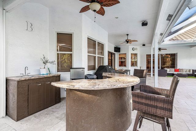 21374 Falls Ridge Way, Boca Raton, FL 33428