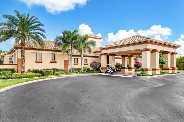 21374 Falls Ridge Way, Boca Raton, FL 33428