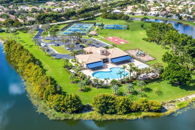 21374 Falls Ridge Way, Boca Raton, FL 33428