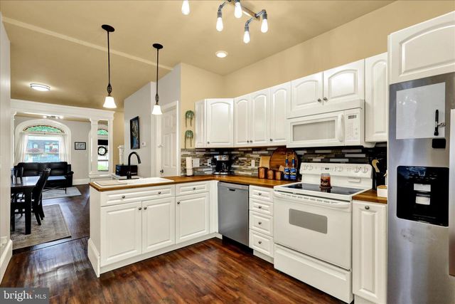 453 S STATE ST, Ephrata, PA 17522