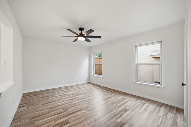 2929 Kingswood Drive, Garland, TX 75040