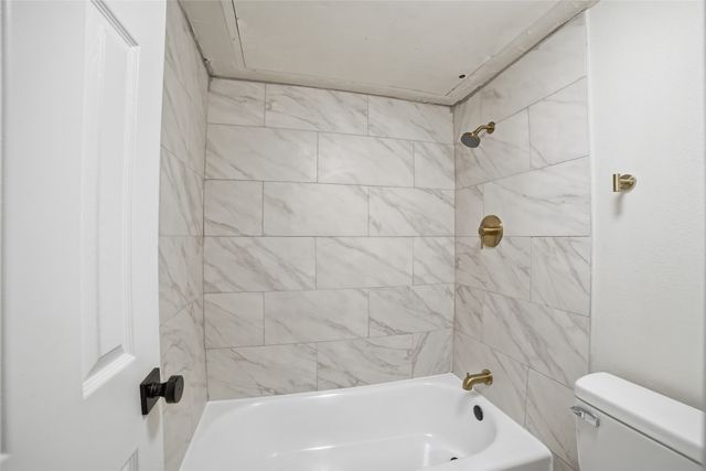 2929 Kingswood Drive, Garland, TX 75040