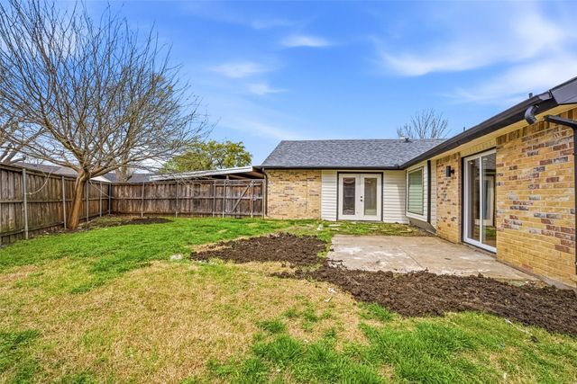 2929 Kingswood Drive, Garland, TX 75040
