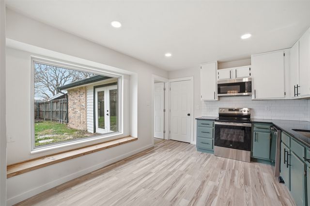 2929 Kingswood Drive, Garland, TX 75040