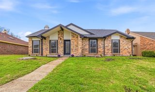 2929 Kingswood Drive, Garland, TX 75040