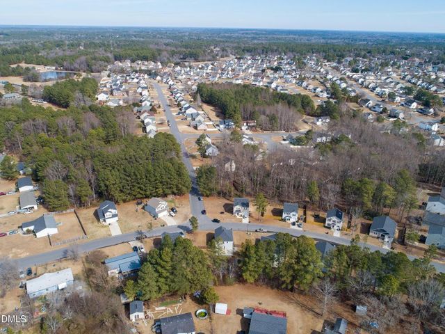 506 Old Salem Drive, Spring Lake, NC 28390