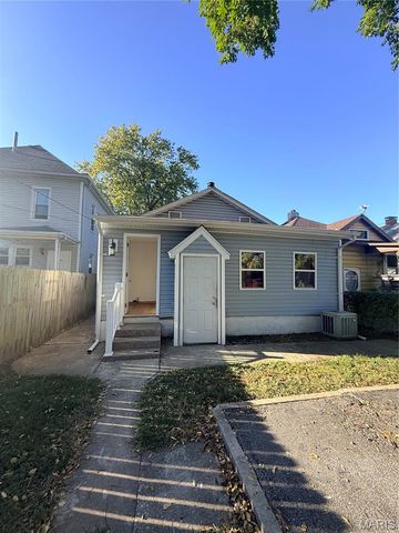 2228 State Street, Granite City, IL 62040