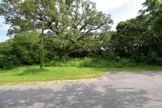956 N Hansel St, Pensacola, FL 32505