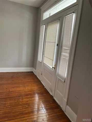 4659 Tennessee Avenue, St Louis, MO 63111