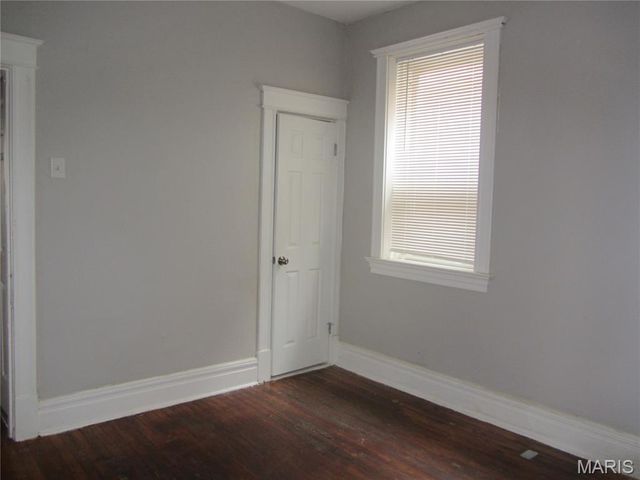 4659 Tennessee Avenue, St Louis, MO 63111