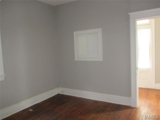 4659 Tennessee Avenue, St Louis, MO 63111