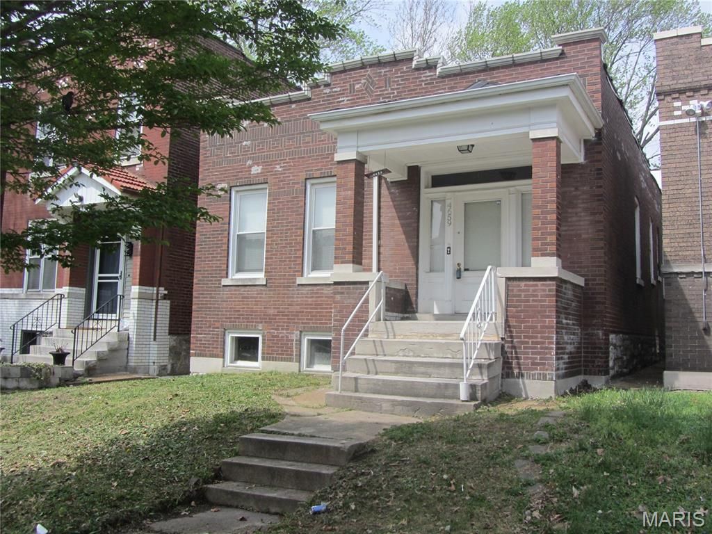 4659 Tennessee Avenue, St Louis, MO 63111