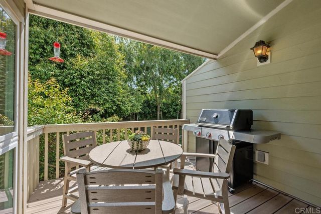 1715 Kennington Road, Encinitas, CA 92024