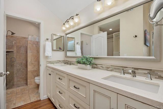 1715 Kennington Road, Encinitas, CA 92024