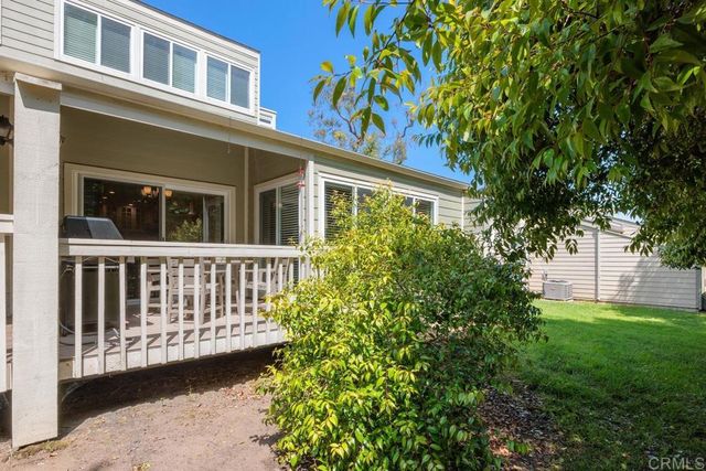 1715 Kennington Road, Encinitas, CA 92024