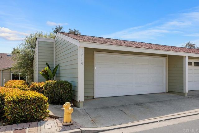 1715 Kennington Road, Encinitas, CA 92024