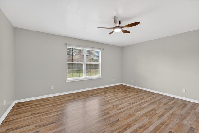 433 English Lane, Longview, TX 75605