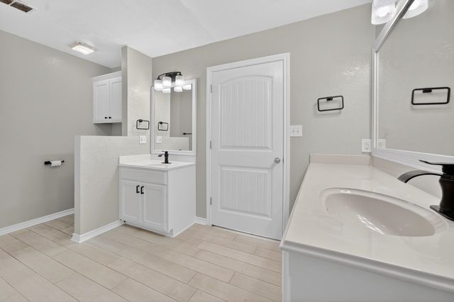 433 English Lane, Longview, TX 75605