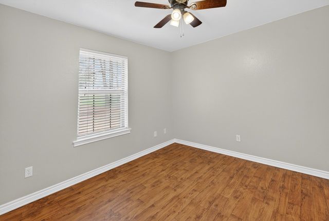 433 English Lane, Longview, TX 75605