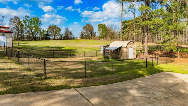 433 English Lane, Longview, TX 75605